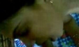 大きな搾乳とほうき。 人妻 無 修正 フェラ 動画