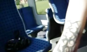 バスルームでのオナニー。 ギャル 動画 フェラ