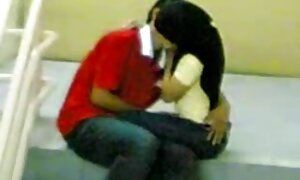 おならチェコ赤毛の人形のためのセックス。 無 修正 フェラ 無料