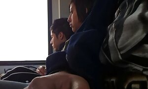 黒人男性は、お尻にロシアをクソします。 無料 動画 エロ フェラ