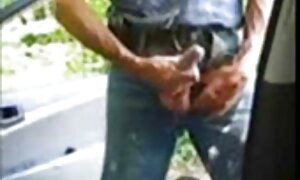黒人男性は寝室に金髪の美しさを持っています。 ごっくん 大量 動画