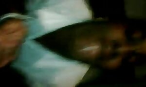 大きなお尻を持つ女の子。 お 掃除 エロ 動画
