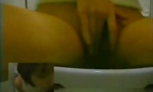 スレーブは顔に精液を取得します。 美 少女 フェラチオ 無 修正 動画